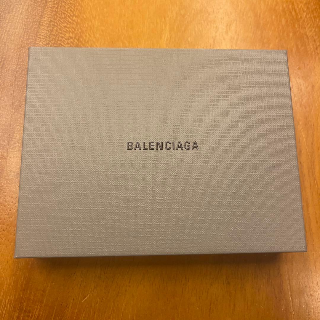 BALENCIAGA ホワイト ケース