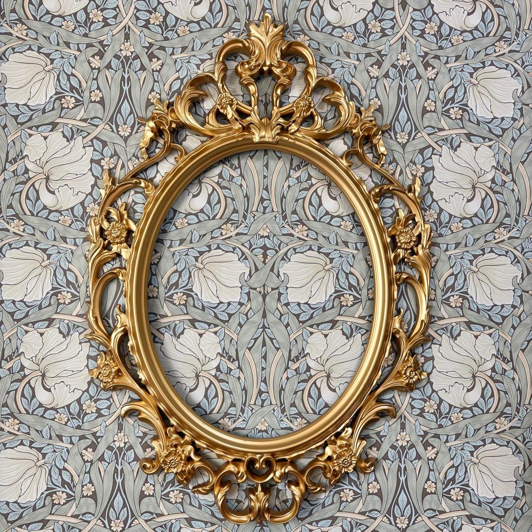 額縁　ゴールド　ロココ調　フレーム　インテリアIKEA UNG DRIL ミラー