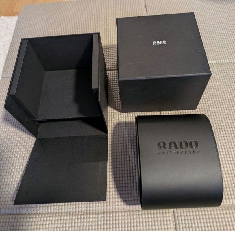 RADO セラミック 腕時計（レディース白）