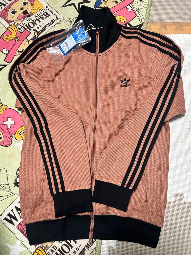 adidas スリーストライプ　セットアップ