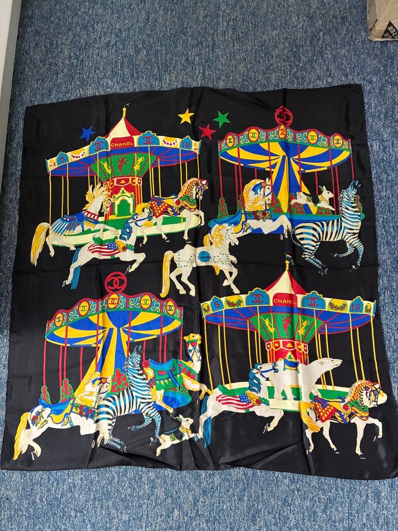 CHANELシャネル シルクスカーフ カルーセル メリーゴーランド 90cm