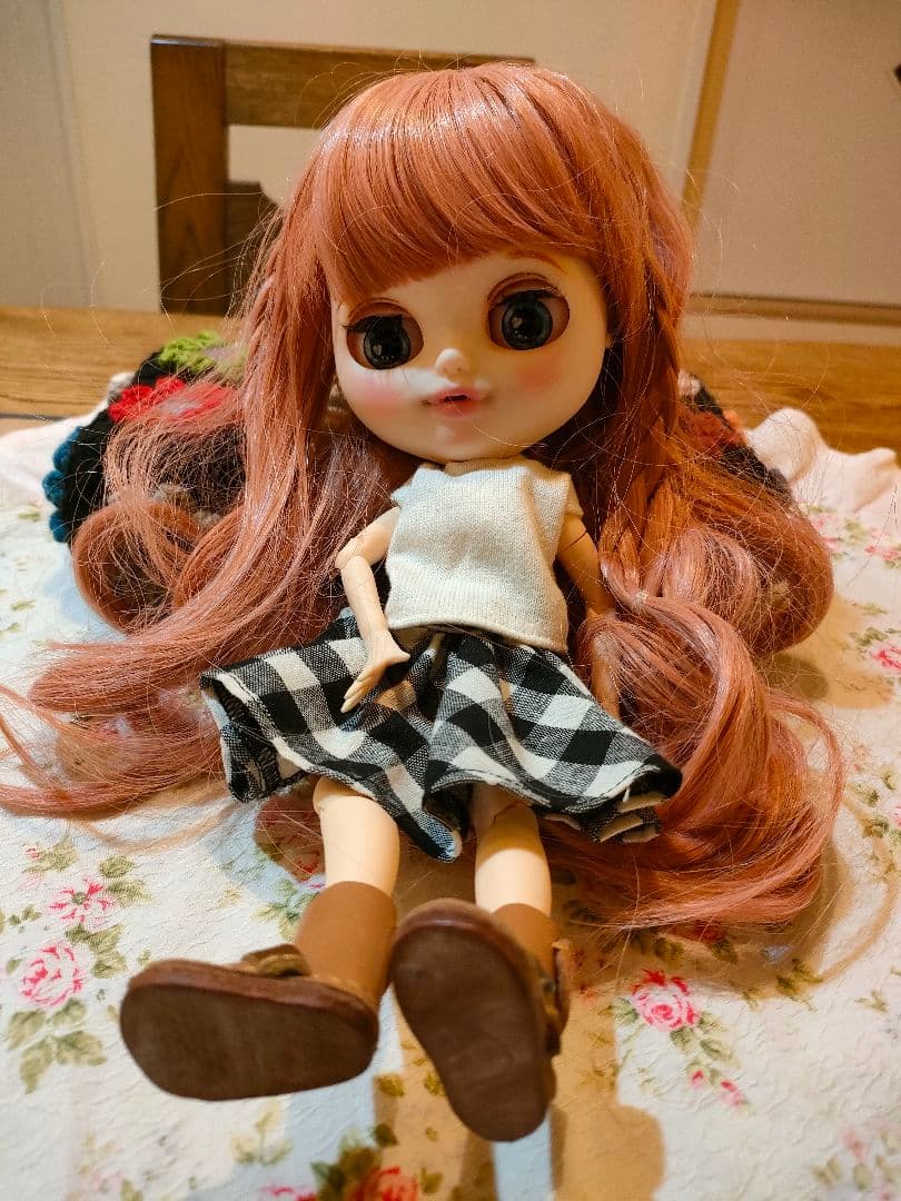 アウトフィット付きアイシードール・カスタム　亜麻色ヘアー