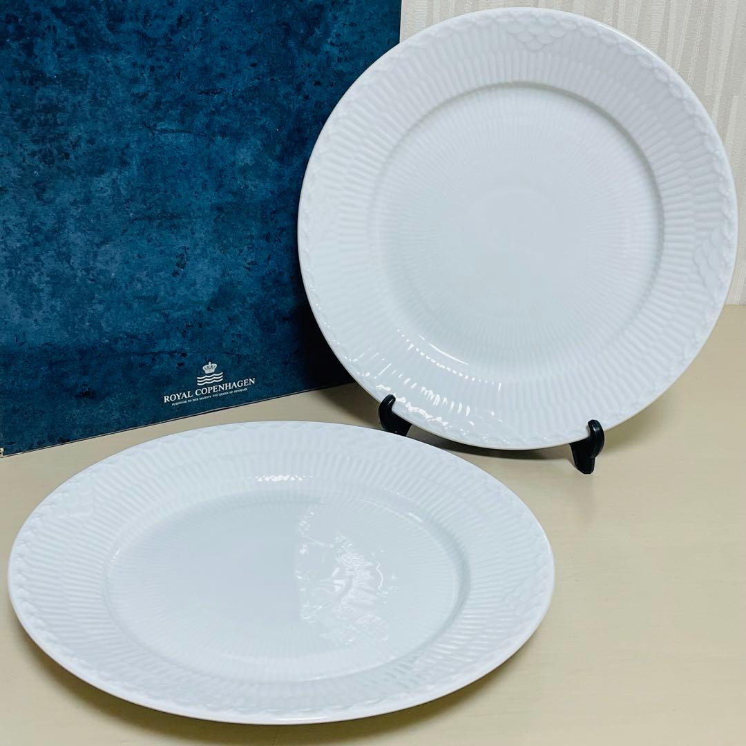 未使用 ロイヤルコペンハーゲン ホワイトフルーテッド ハーフレース プレート 皿